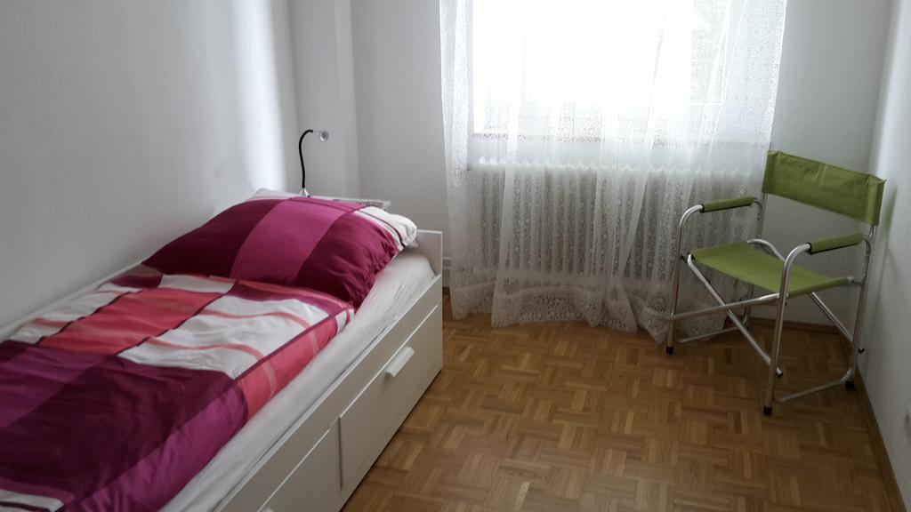 Schoene Ferien Und Messewohnung Naehe Duesseldorf Und Koeln Хаан Екстериор снимка